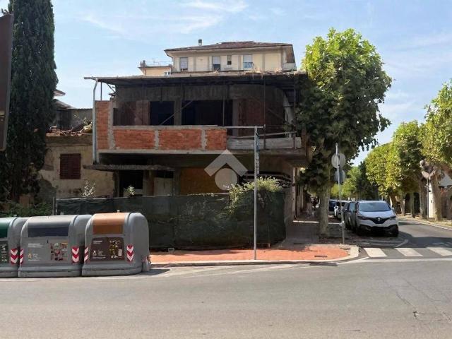 Villa Indipendente in vendita a Gallo, Montecatini Terme