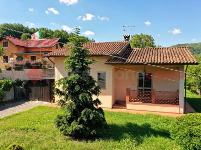Villa Indipendente in vendita a Nicciano, Piazza al Serchio