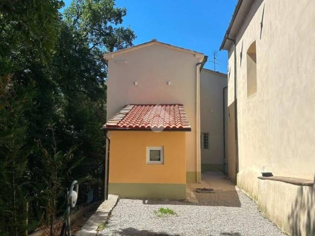 Villa Indipendente in vendita a Pistoia, Toscana