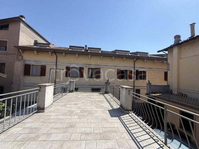 Villa Indipendente in vendita a Pontoglio, Lombardia