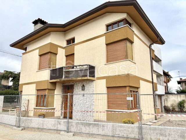 Villa Indipendente in vendita a Terenzano / Terençan, Pozzuolo del Friuli / Puçui