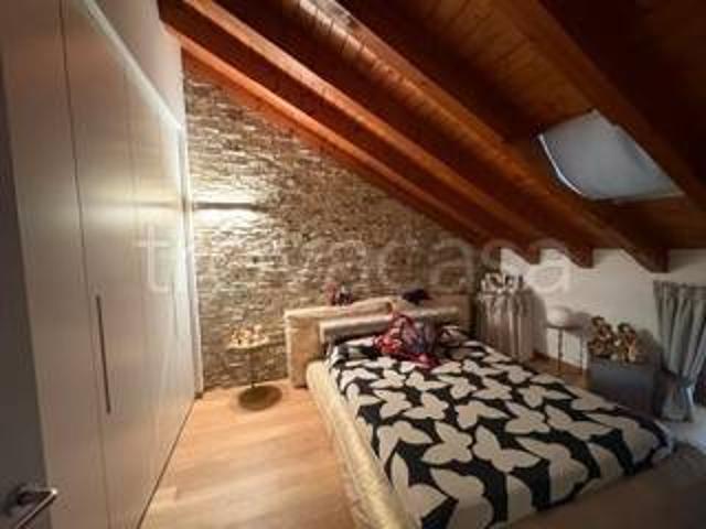 Villa Indipendente in vendita a Cornale, Pradalunga