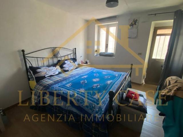Villa Indipendente in vendita a Piemonte, Vercelli