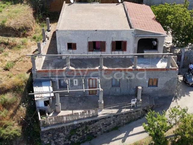 Villa Indipendente in vendita a Varesana di Sopra, Panarea