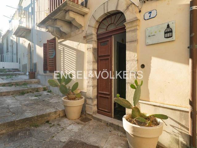 Villa Indipendente in vendita a Ragusa Ibla, Ragusa