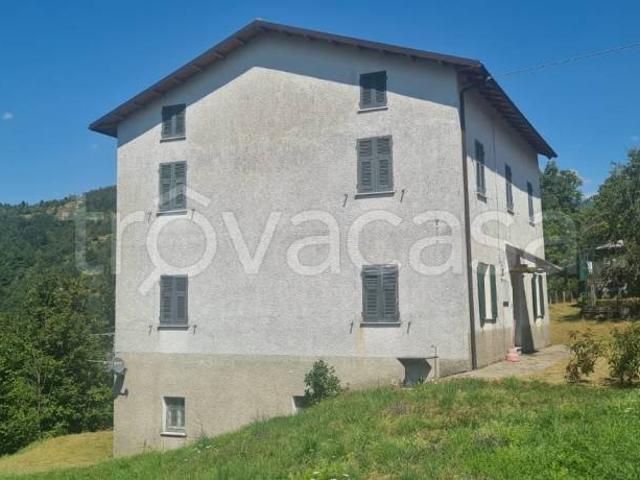 Villa Indipendente in vendita a Rezzoaglio, Liguria