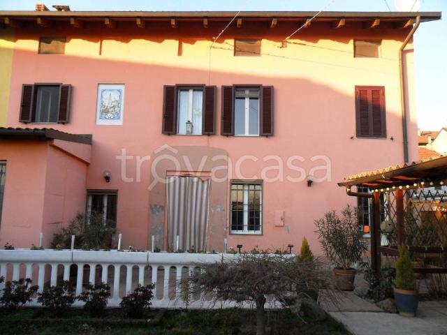 Villa Indipendente in vendita a Piemonte, Vercelli