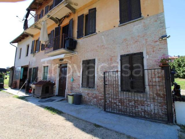 Villa Indipendente in vendita a Piemonte, Asti