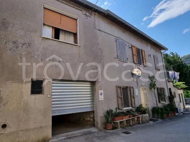 Villa Indipendente in vendita a Pietracuta, San Leo