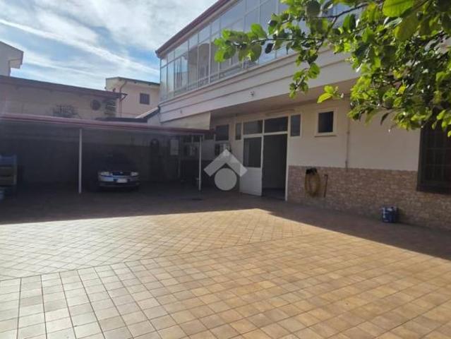 Villa Indipendente in vendita a San Marcellino, Campania