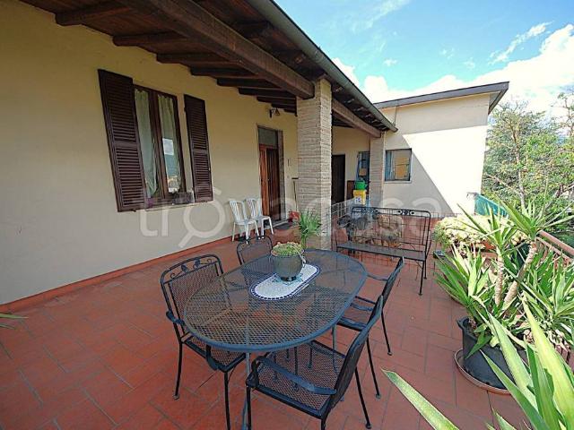 Villa Indipendente in vendita a San Venanzo, Spoleto