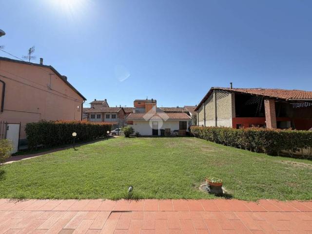 Villa Indipendente in vendita a Carrone, Strambino