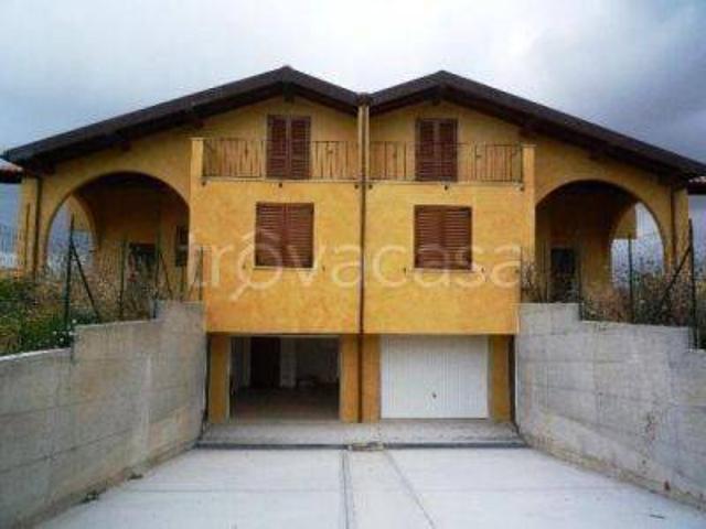 Villa Indipendente in vendita a Tarquinia, Lazio