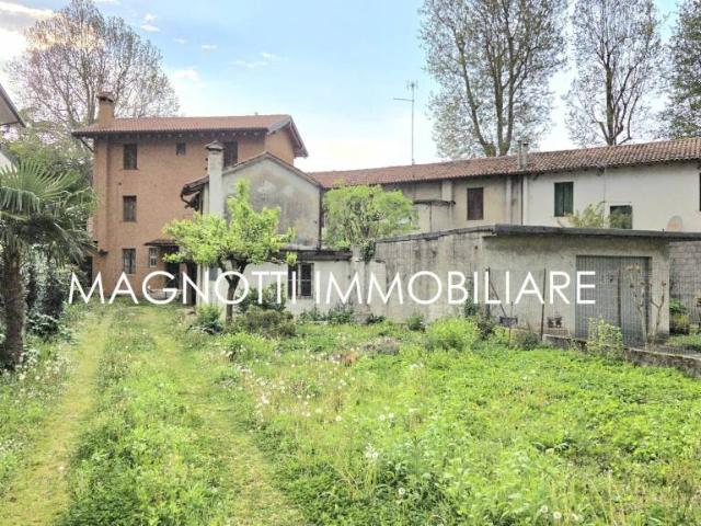 Villa Indipendente in vendita a Paderno, Reana Del Roiale