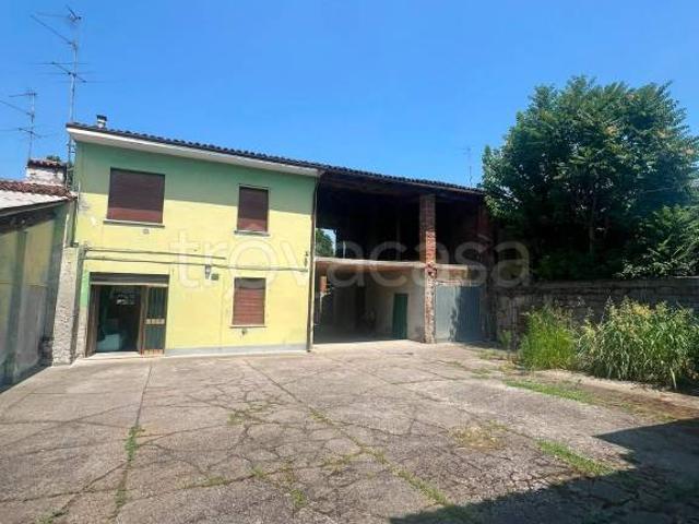 Villa Indipendente in vendita a Verolanuova, Lombardia