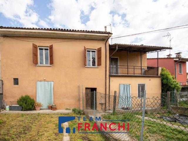 Villa Indipendente in vendita a Verolavecchia, Lombardia