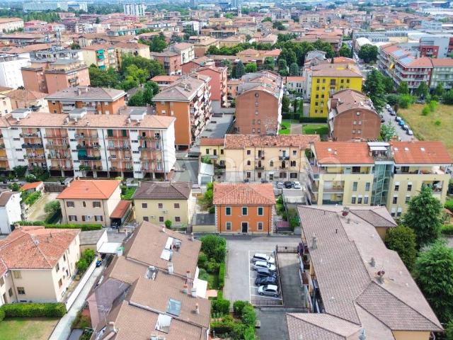 Villa Indipendente in vendita a Borgo Roma, Verona
