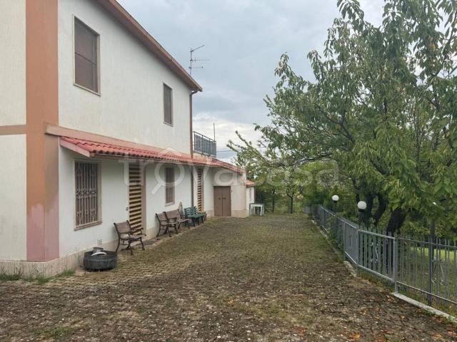 Villa Indipendente in vendita a Vestea, Civitella Casanova