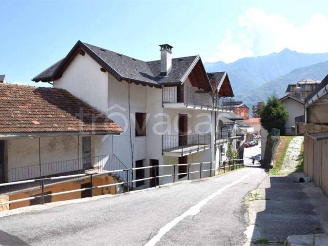 Villa Indipendente in vendita a Bannio Anzino, Piemonte
