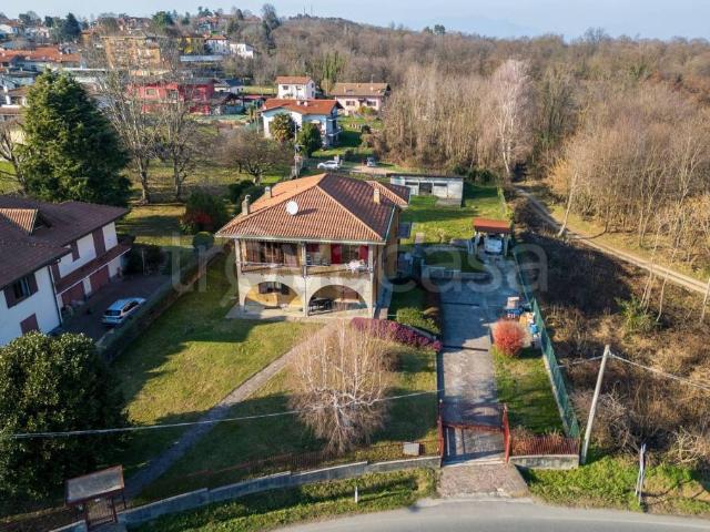 Villa Indipendente in vendita a Valdarno, Albizzate