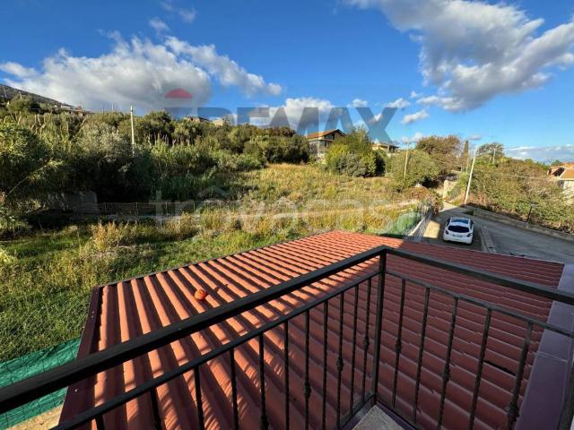 Villa Indipendente in vendita a Aquino, Monreale