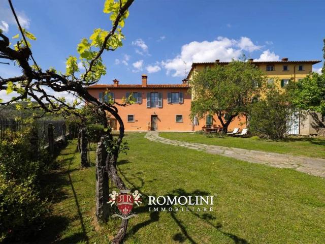 Villa Indipendente in vendita a Palazzo Del Pero, Toscana