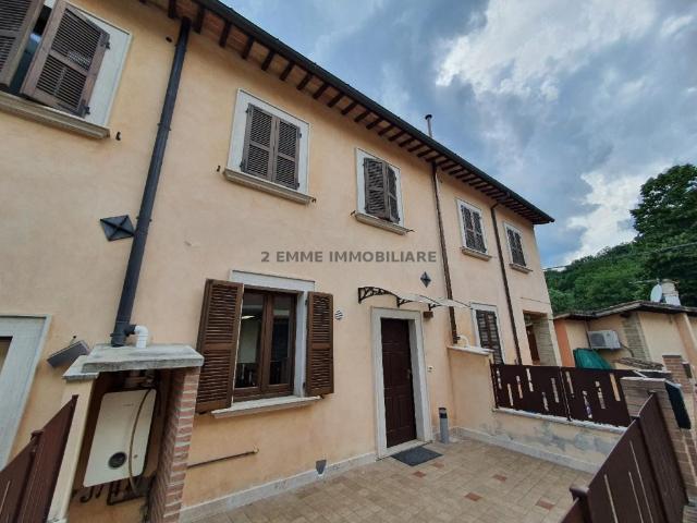 Villa Indipendente in vendita a Borgo Solestà, Marche