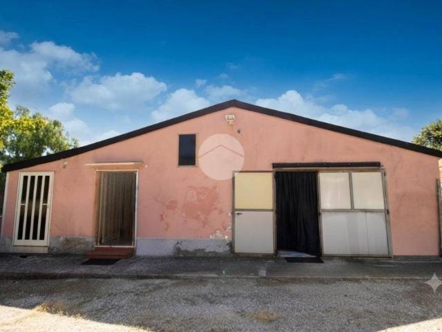 Villa Indipendente in vendita a Atri, Abruzzo
