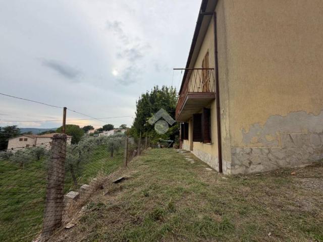 Villa Indipendente in vendita a Avigliano Umbro, Terni