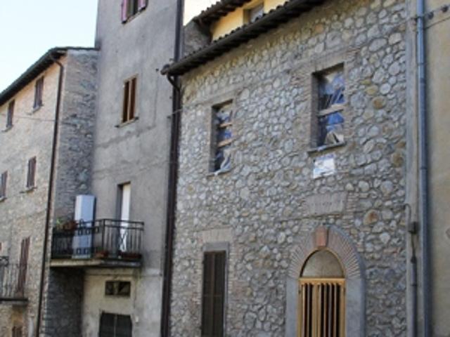 Villa Indipendente in vendita a Castel Viscardo, Terni