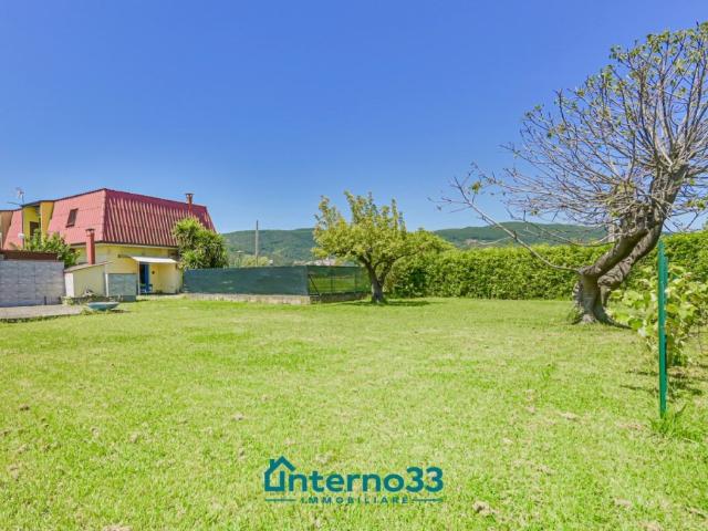 Villa Indipendente in vendita a Ameglia, Liguria