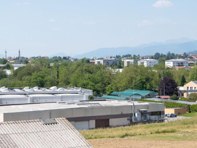 Villa Indipendente in vendita a Cantù, Lombardia