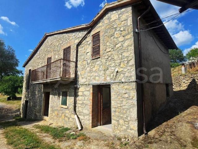 Rustico in vendita a Baschi, Umbria