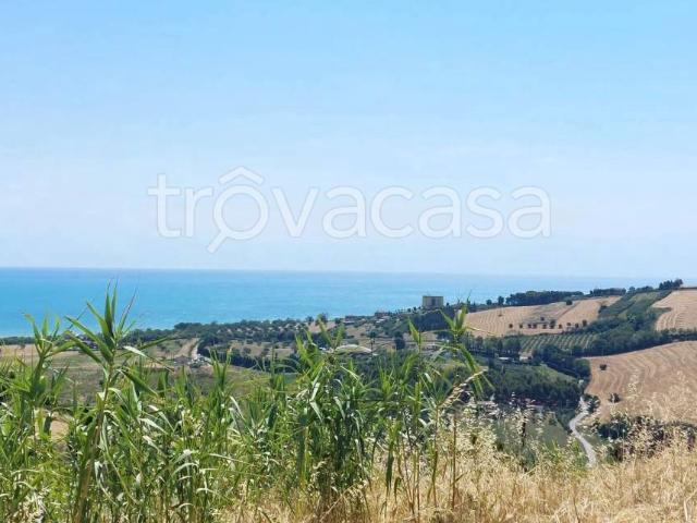 Rustico in vendita a Casciotta, Fermo