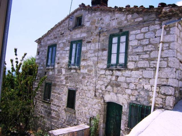 Rustico in vendita a Schiavi Di Abruzzo, Abruzzo