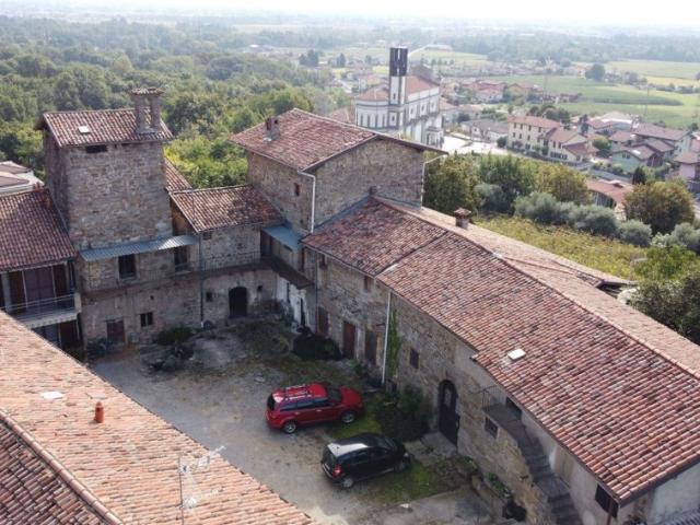 Rustico in vendita a Bercio, Sotto Il Monte Giovanni