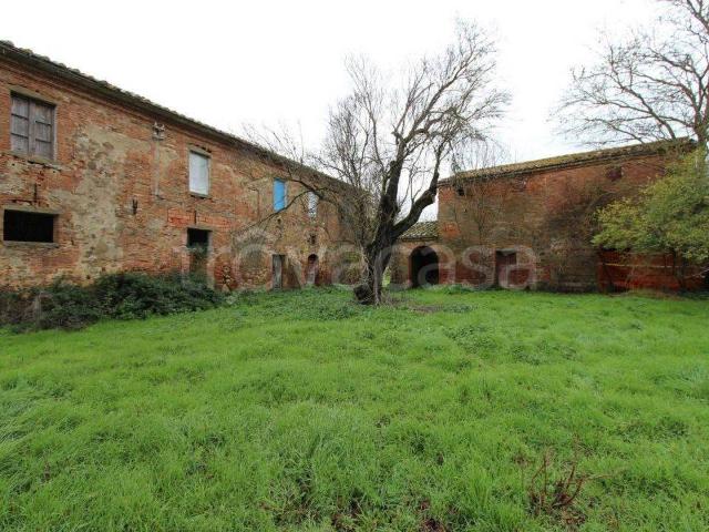 Rustico in vendita a Torrita, Toscana