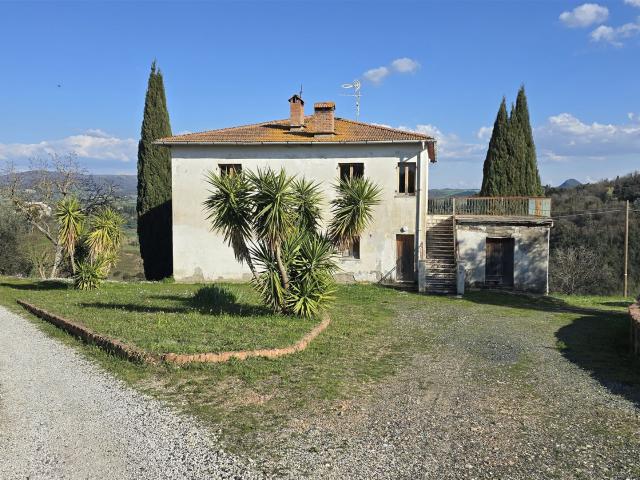 Casa in vendita a Volterra, Toscana