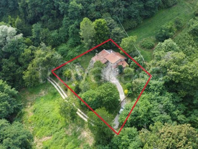 Rustico in vendita a Foresto Sparso, Lombardia