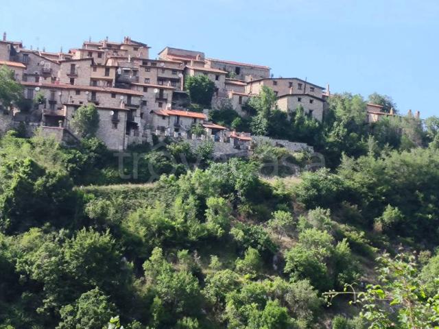 Rustico in vendita a Rieti, Lazio