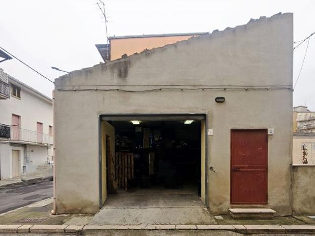 Box in vendita a Venosa, Basilicata