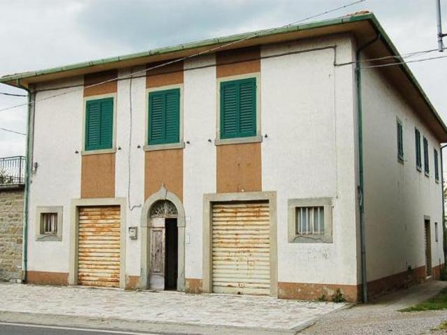Locale Commerciale in vendita a Cortona, Toscana