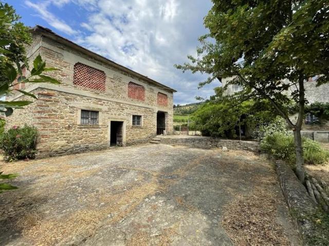 Terreno in vendita a Unione di Comuni Valdarno e Valdisieve, Pontassieve