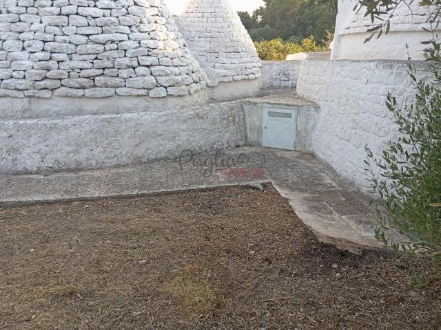 Locale Commerciale in vendita a Puglia, Brindisi