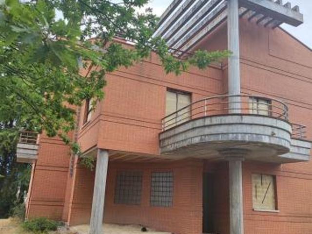 Villa Indipendente in vendita a Campodipietra, Molise