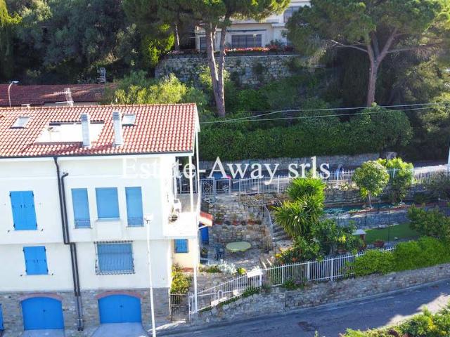 Casa in vendita a Ospedaletti, Liguria
