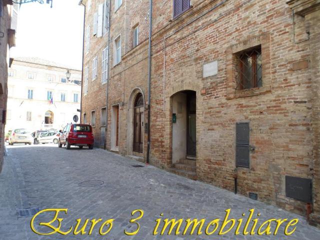Locale Commerciale in vendita a Marche, Ascoli Piceno