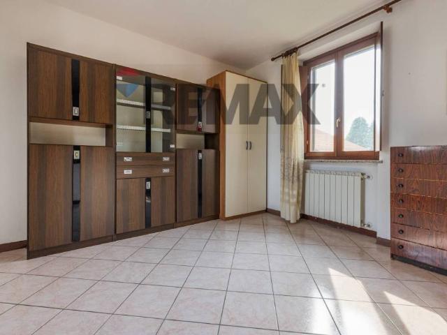 Monolocale in vendita a Crenna, Gallarate