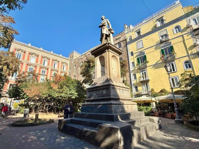Monolocale in vendita a Municipalità 2, Napola