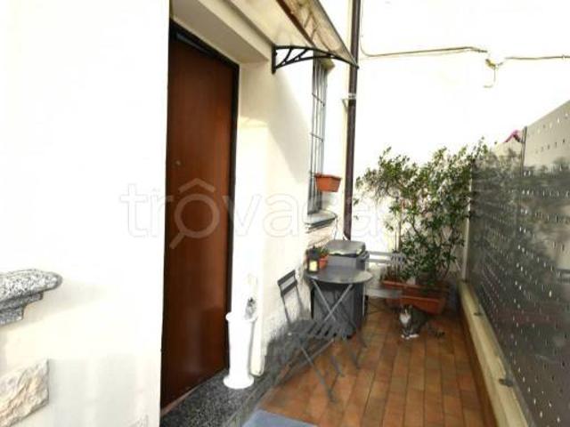 Monolocale in vendita a Aicurzio, Monza e della Brianza